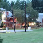 Red Barn Village Bed & Breakfast
