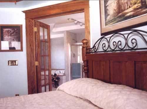 Red Barn Village Bed & Breakfast Bed & Breakfast 2*